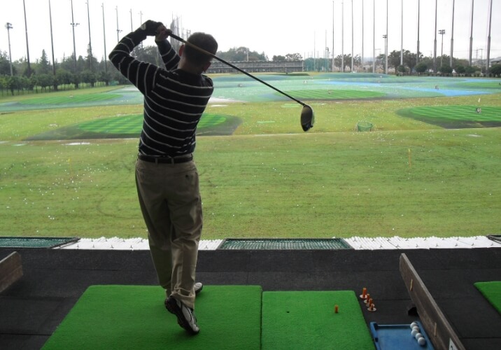 ゴルフ部の活動風景